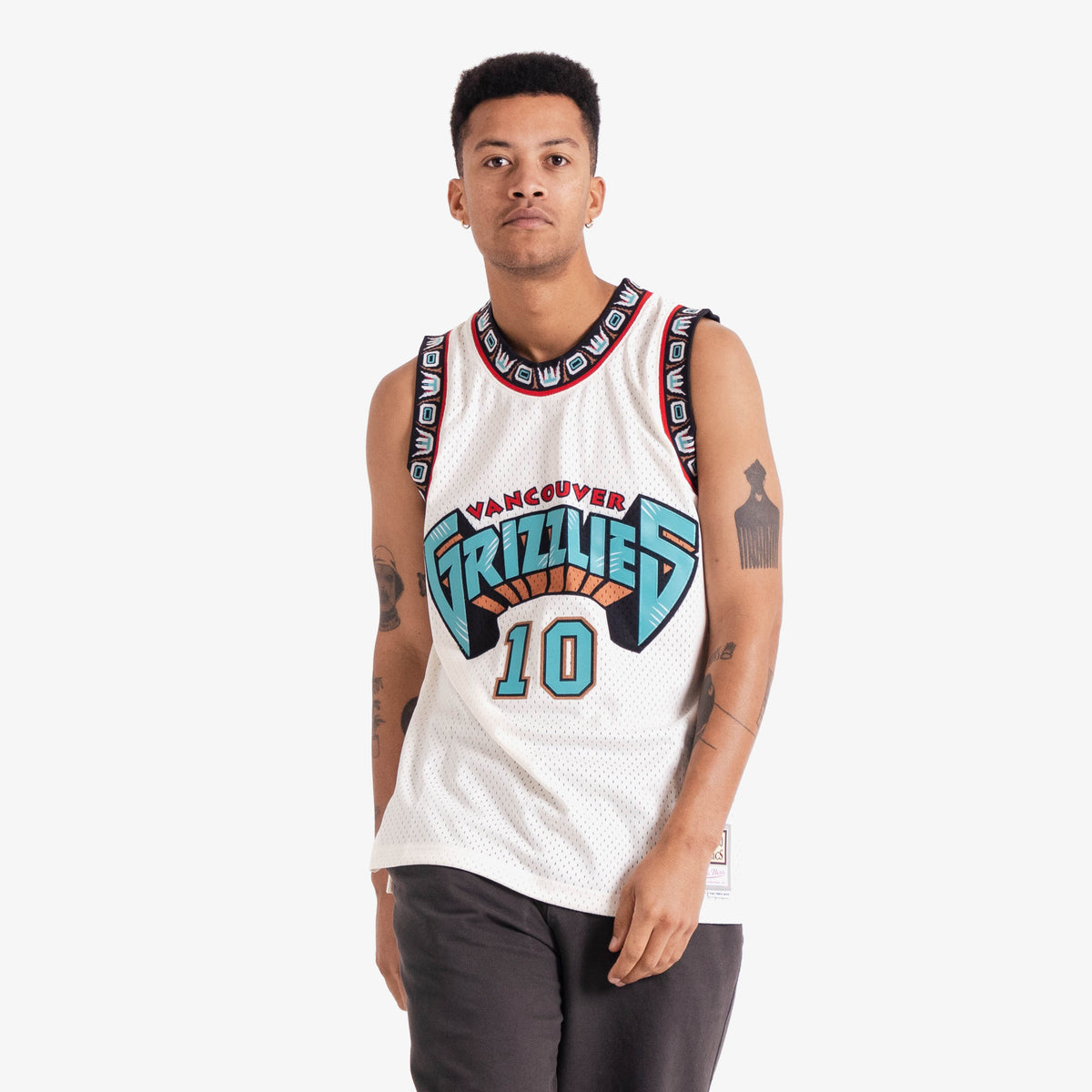 : Swingman Jersey Vancouver Grizzlies Home 1998-99 Mike Bibby :  Sports & Outdoors