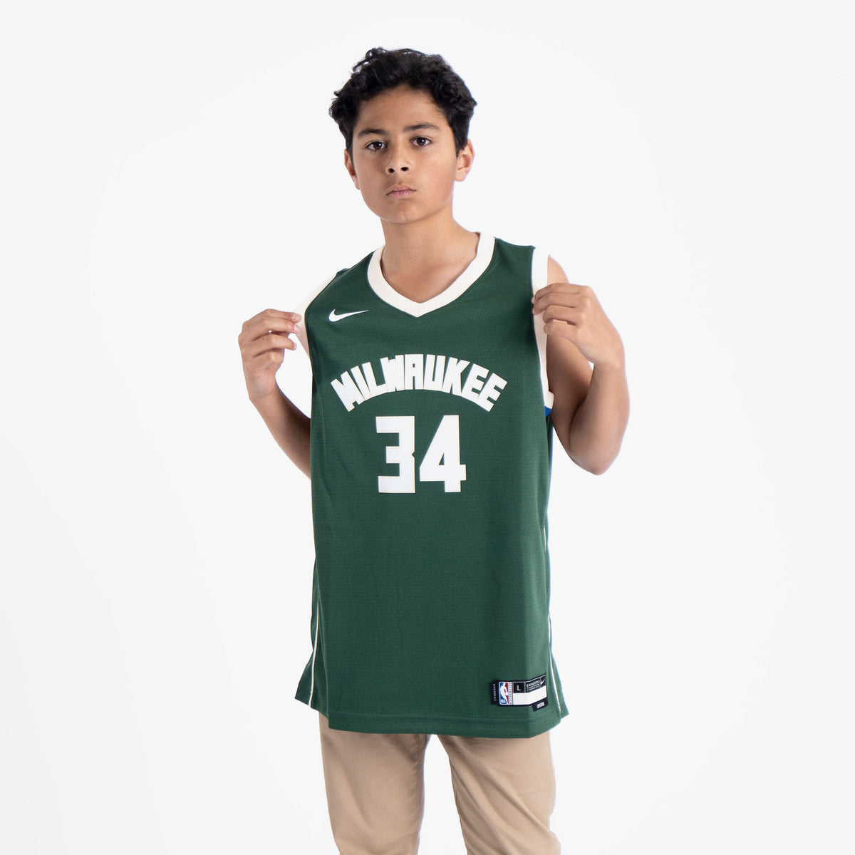 Milwaukee Bucks Older Kids' Nike NBA T-Shirt. Nike UK