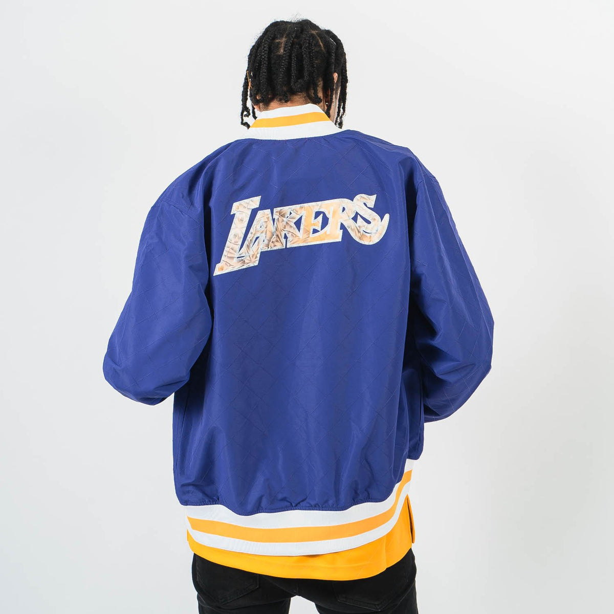 Mitchell & Ness M&N Lightweight Satin Jacket - Los Angeles Lakers Gold