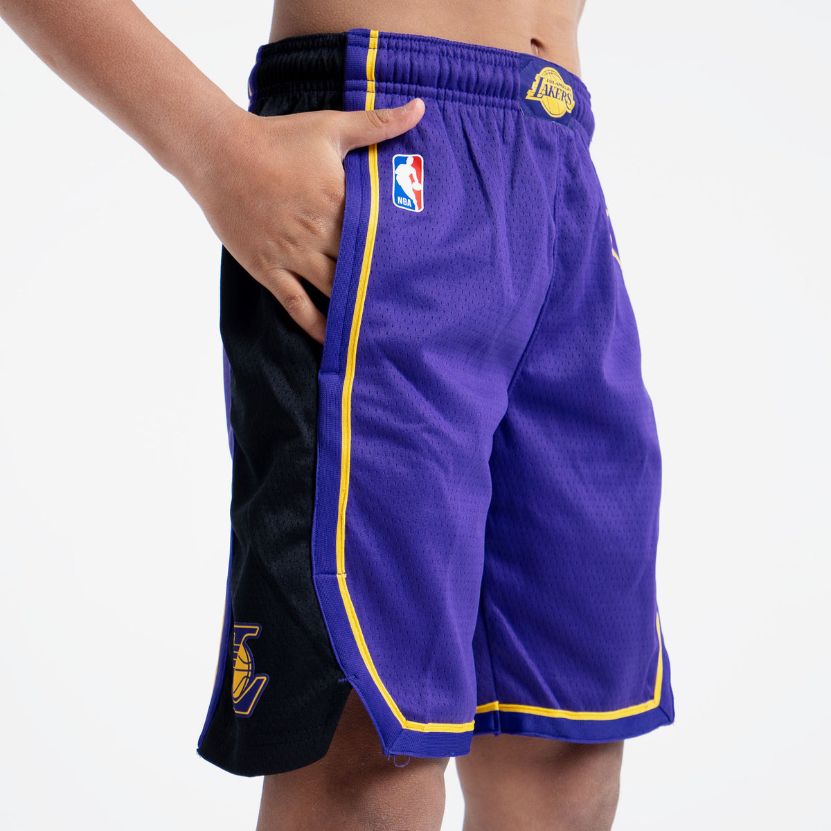 تسوق Los Angeles Lakers Statement Swingman Shorts ماركة نايكي لون