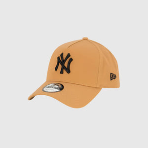 New York Yankees 9FORTY Black Wheat A-Frame MLB Snapback Hat