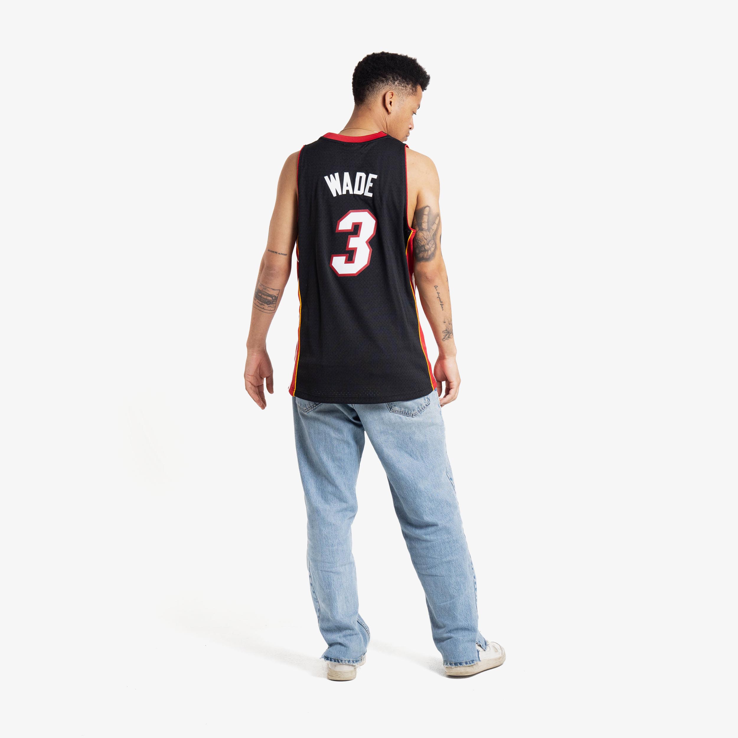 Dwyane wade sale bulls swingman jersey