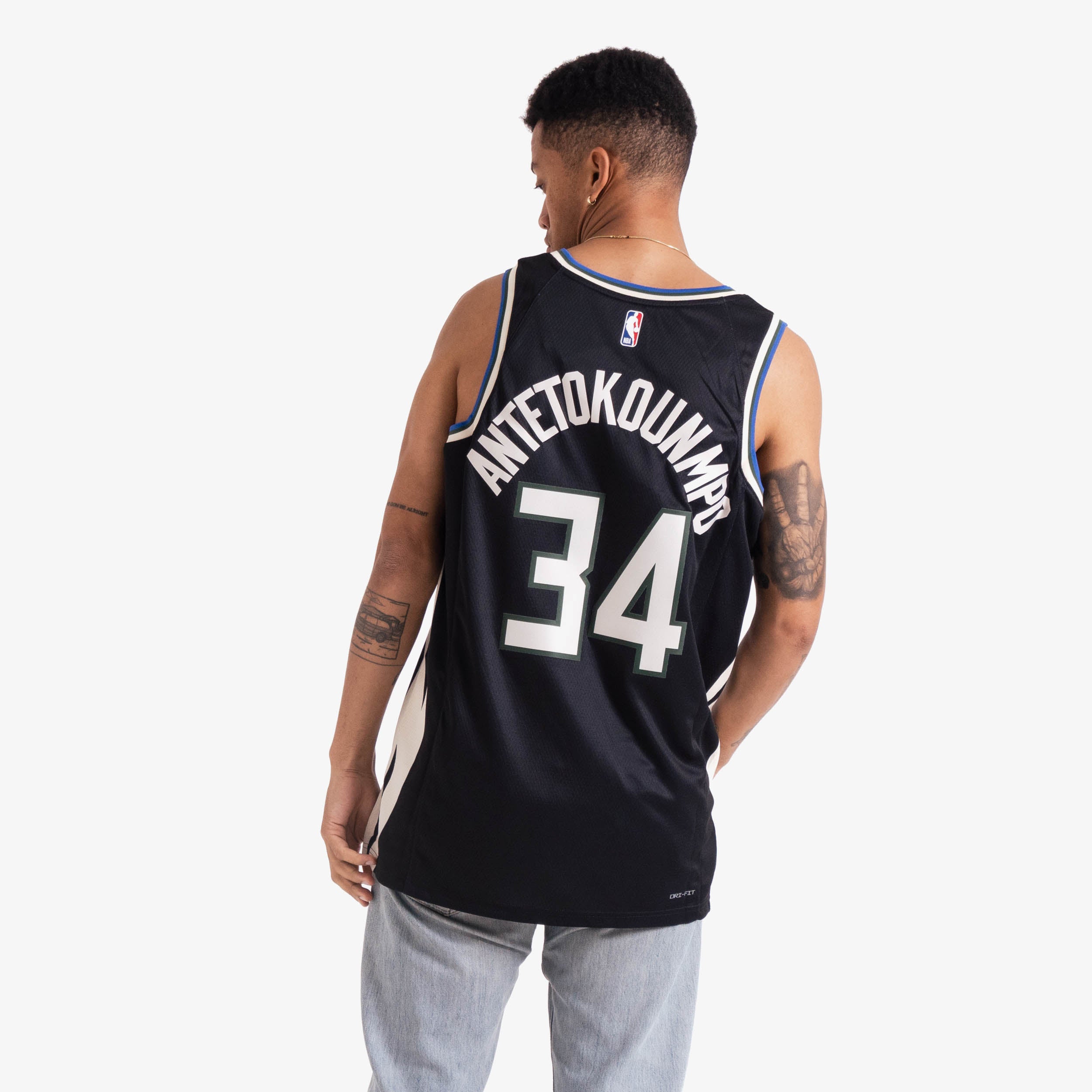Men's Milwaukee Bucks Statement Edition Jordan Dri-Fit NBA Swingman Jersey in Black, Size: XS | DO9533-010