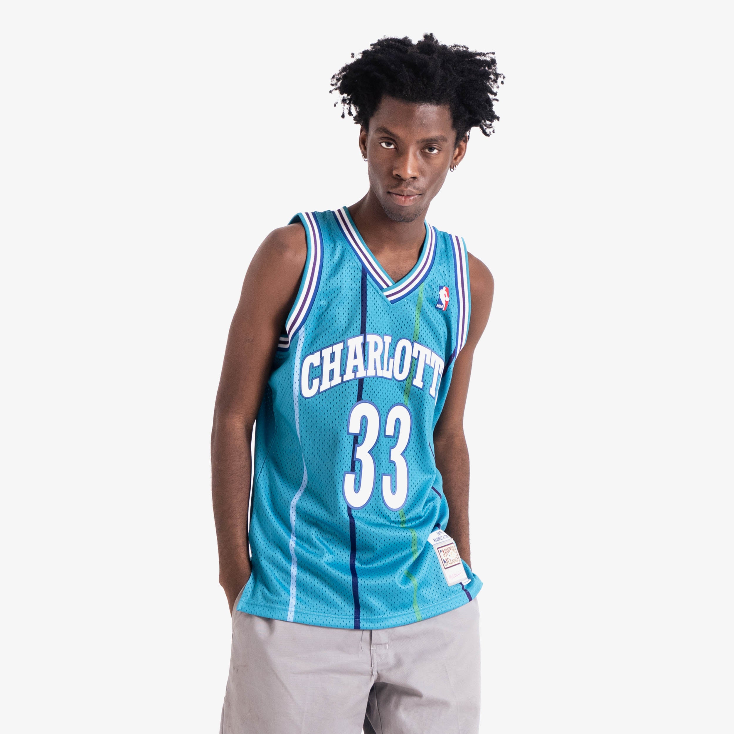 Buy NBA CHARLOTTE HORNETS CITY COLLECTION MESH SHORTS for EUR
