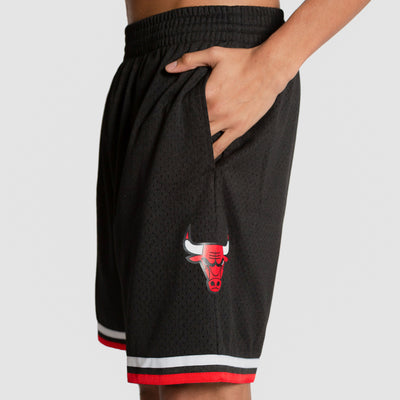 Chicago 'Bulls' Basketball Shorts (Black) – Jerseys and Sneakers