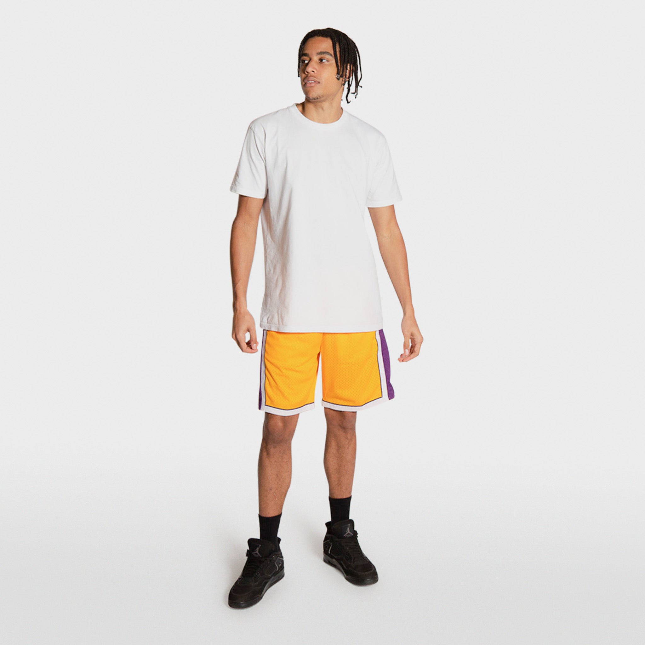 Los Angeles Lakers Mitchell & Ness 2009-10 Hardwood Classics Swingman Shorts  - White