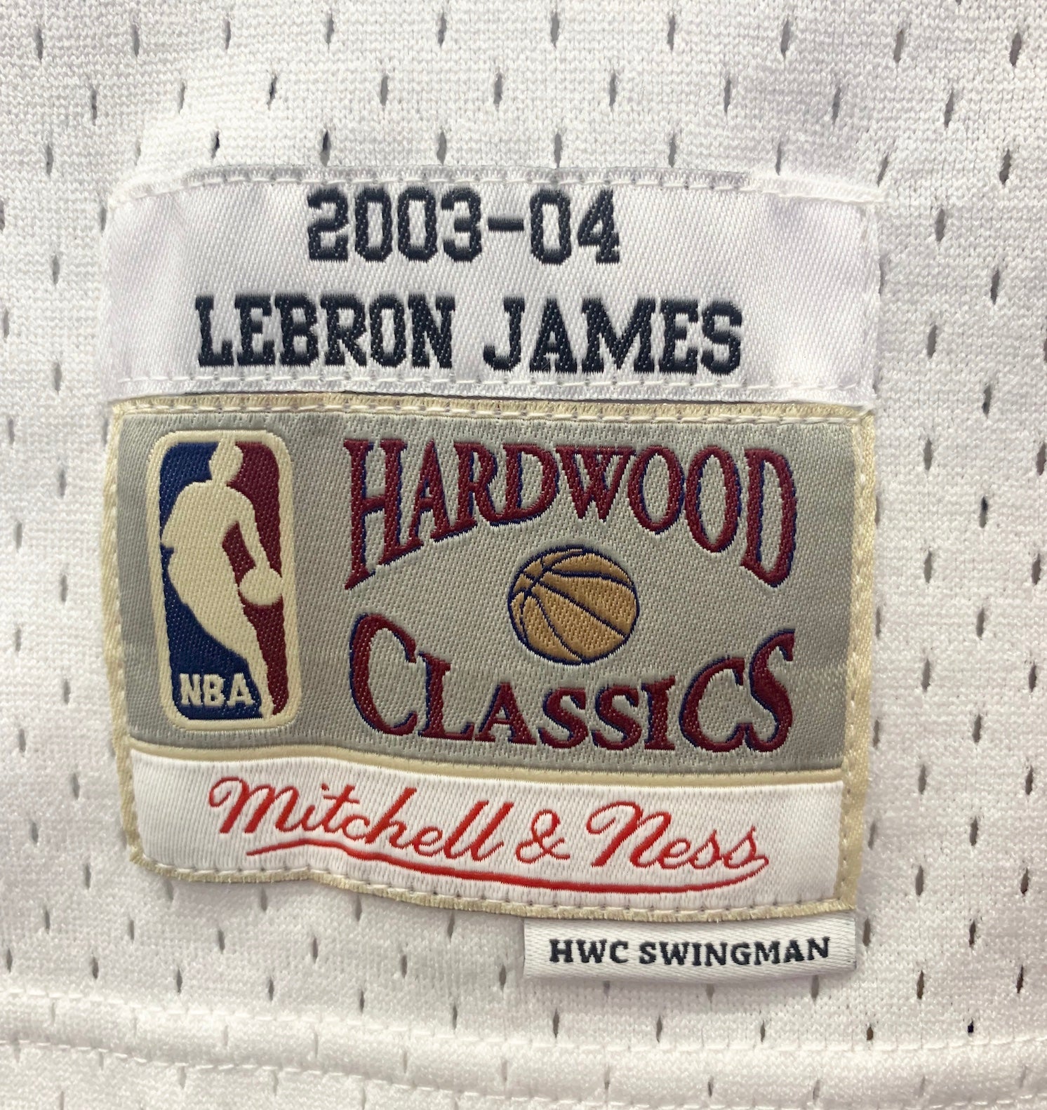Women's Cleveland Cavaliers LeBron James Mitchell & Ness Navy Hardwood  Classics Swingman Jersey