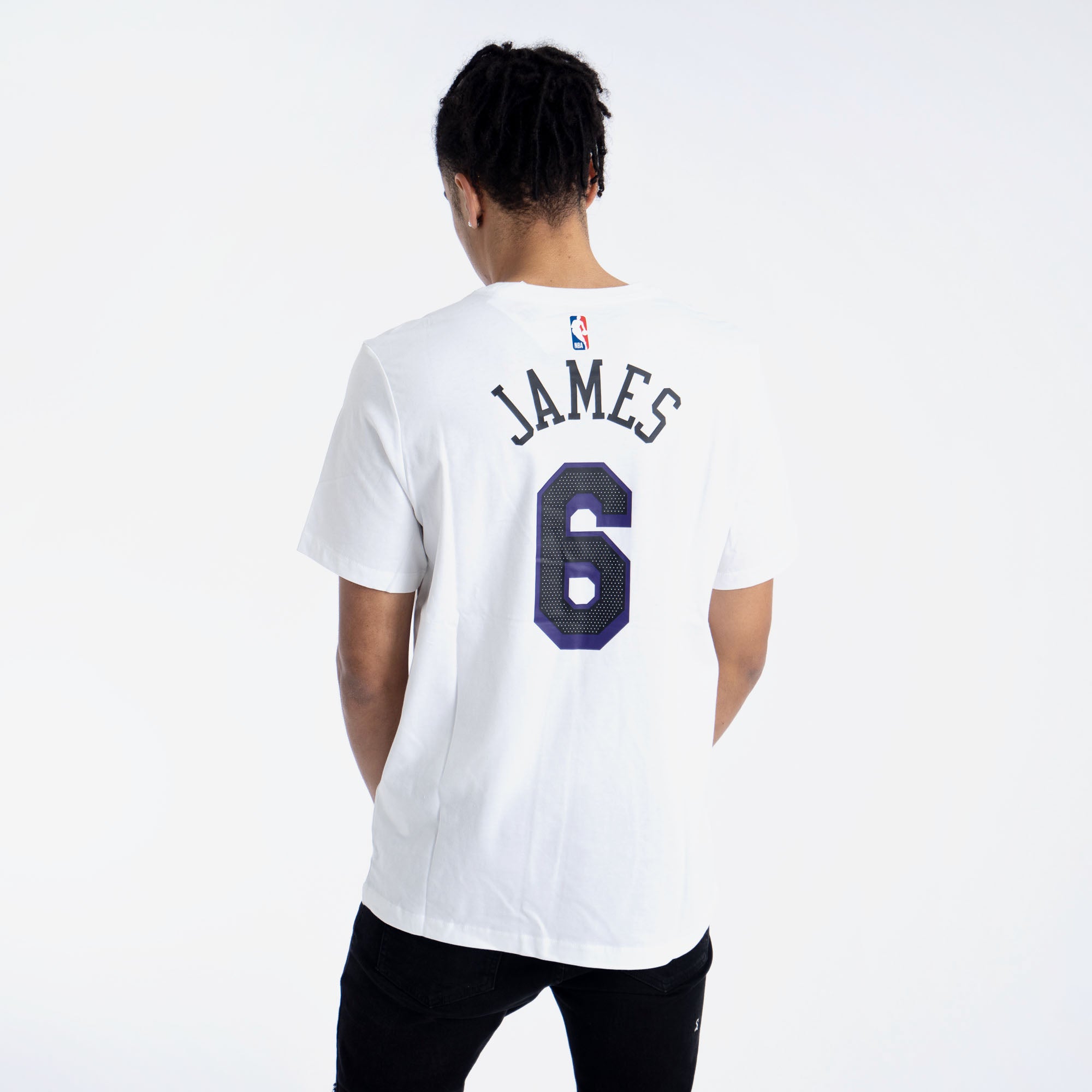 Los Angeles Lakers Nike City Edtion Name & Number T-Shirt - LeBron Janes -  White - Mens